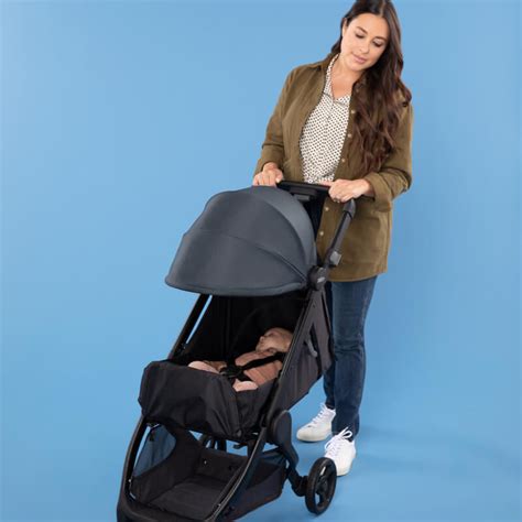 Metro+ Compact City Stroller .